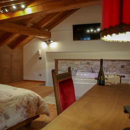 Maison Bordon - Le Petit Chateau Нюс Экстерьер фото